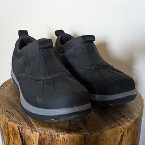 EUC L.L. Bean Slip On Snow Boots Black Waterproof Storm Chaser Size 8
